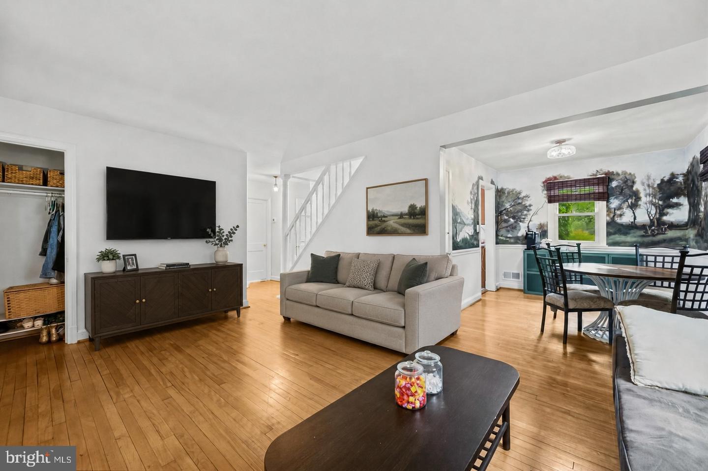 1708 Brisbane St Property Photo 2