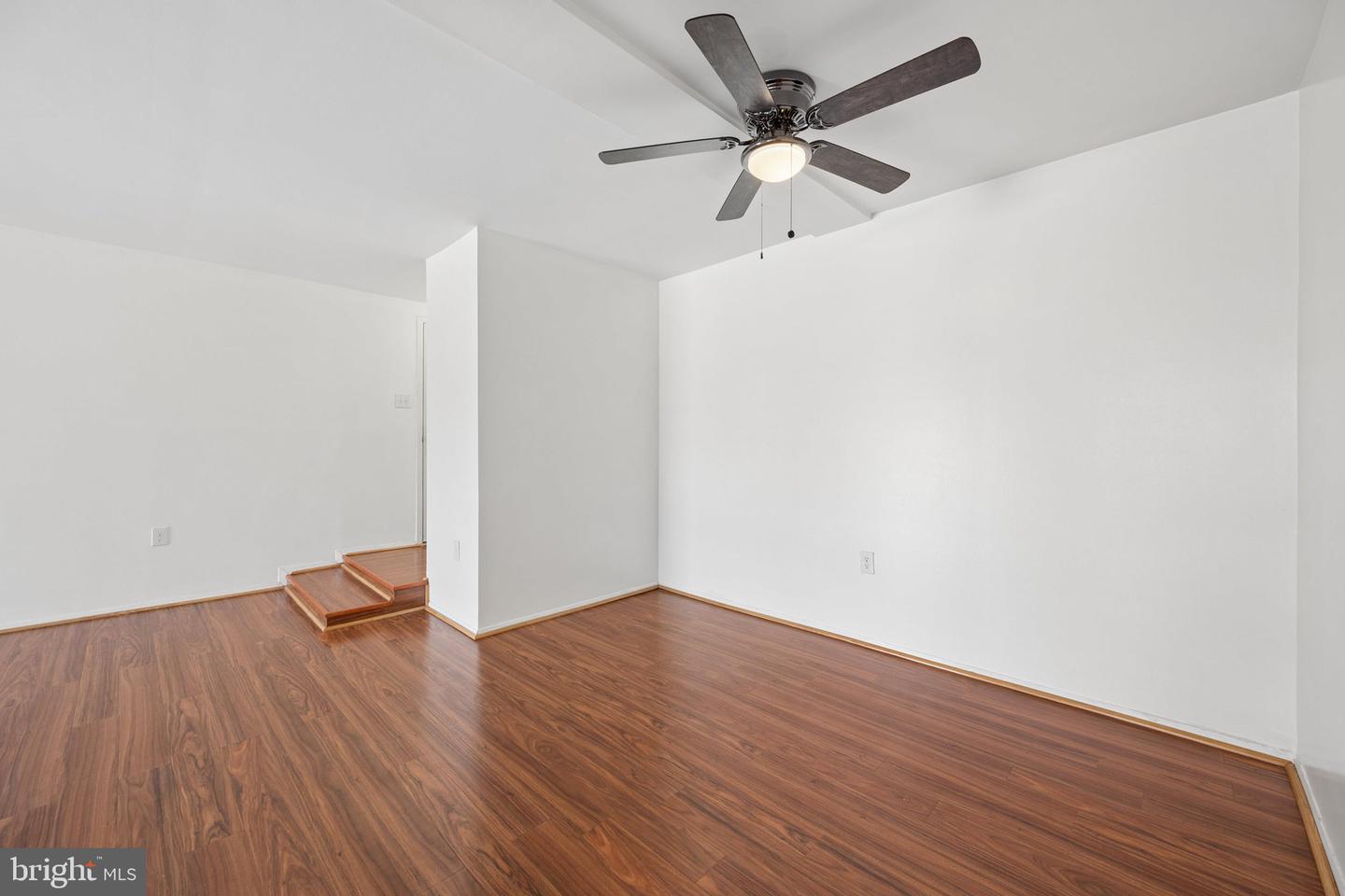 412 Girard St #204 Property Photo 15