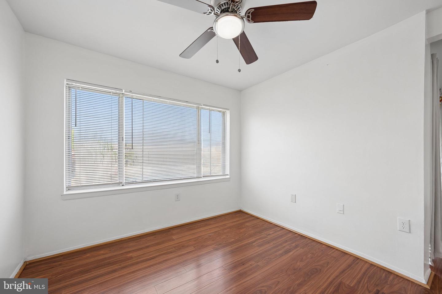 412 Girard St #204 Property Photo 21
