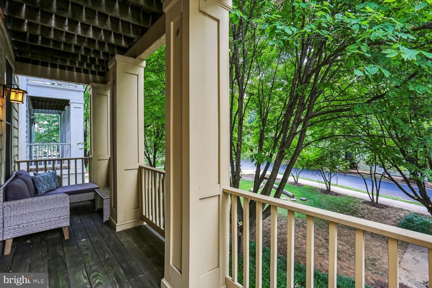 246 Hart Mews Property Photo 15