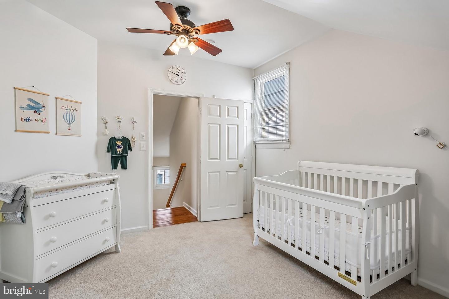 246 Hart Mews Property Photo 38