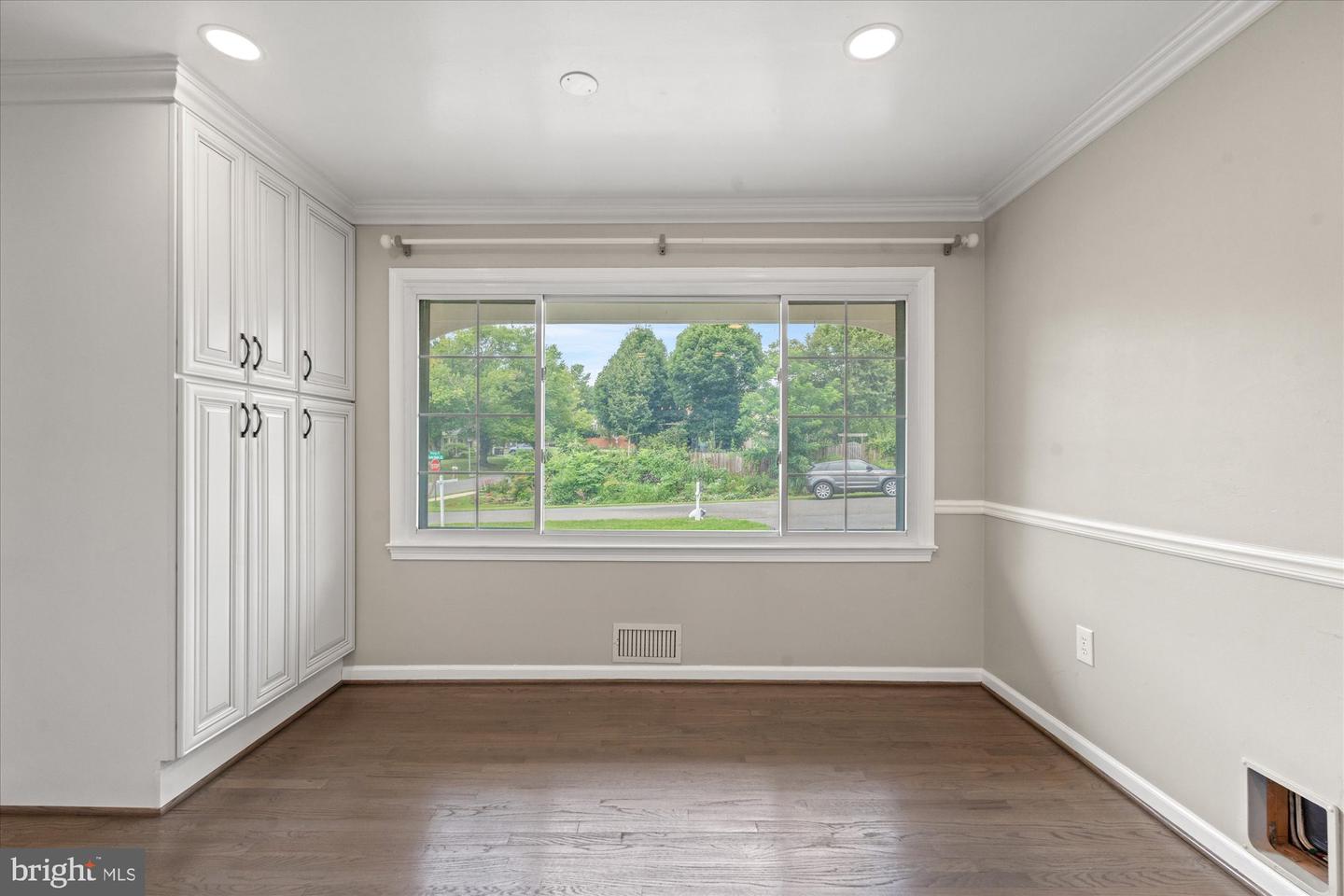 12028 Apple Knoll Ct Property Photo 4
