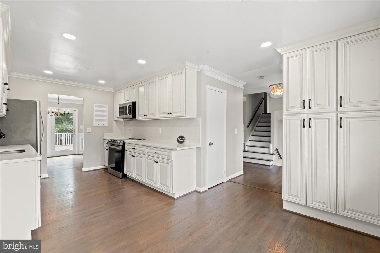 12028 Apple Knoll Ct Property Photo 12