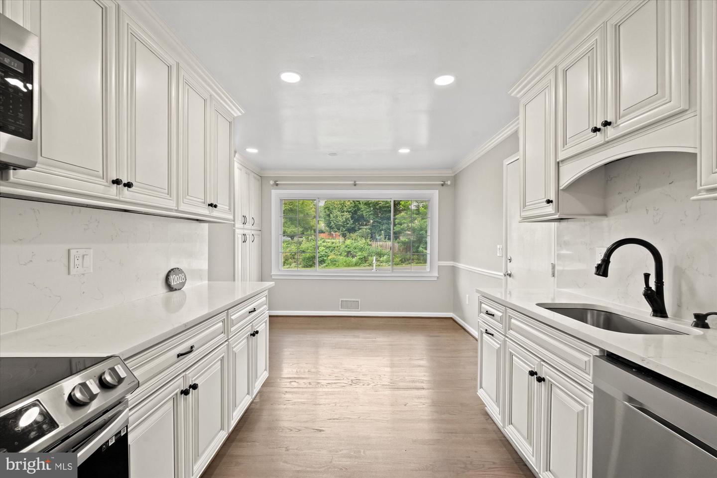 12028 Apple Knoll Ct Property Photo 14