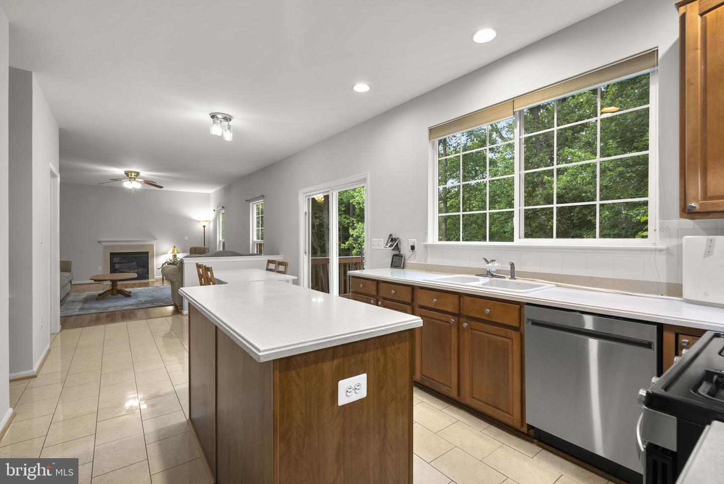 4012 Cotton Tree Ln Property Photo 9
