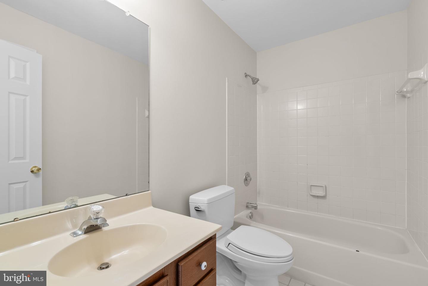 5820 Winegrove Ct Property Photo 54