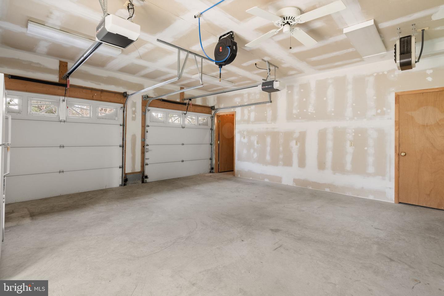 5820 Winegrove Ct Property Photo 63