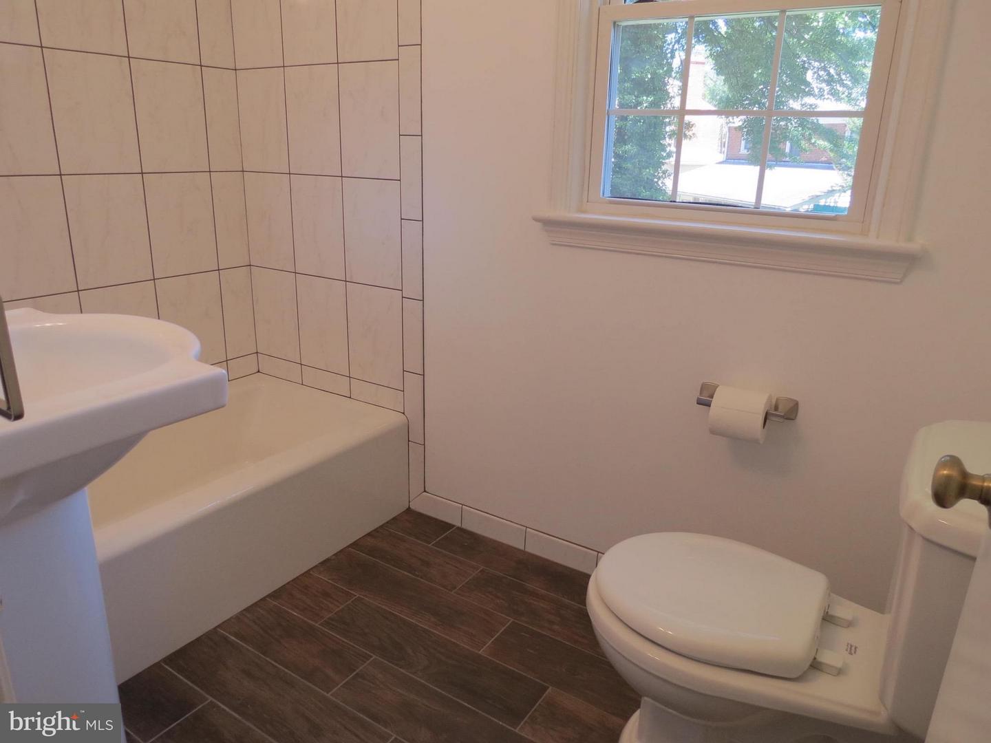 9603 Evergreen St Property Photo 12