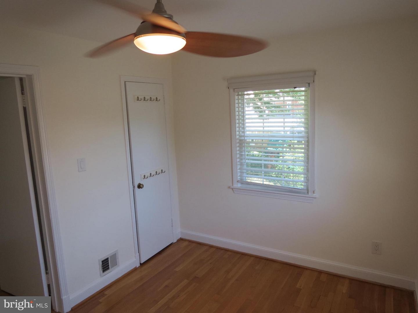 9603 Evergreen St Property Photo 13