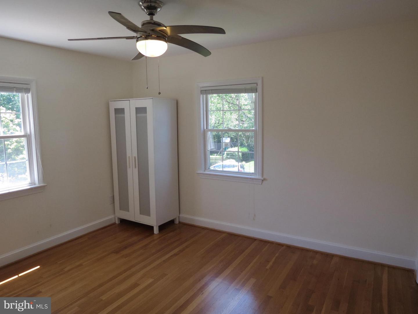 9603 Evergreen St Property Photo 14