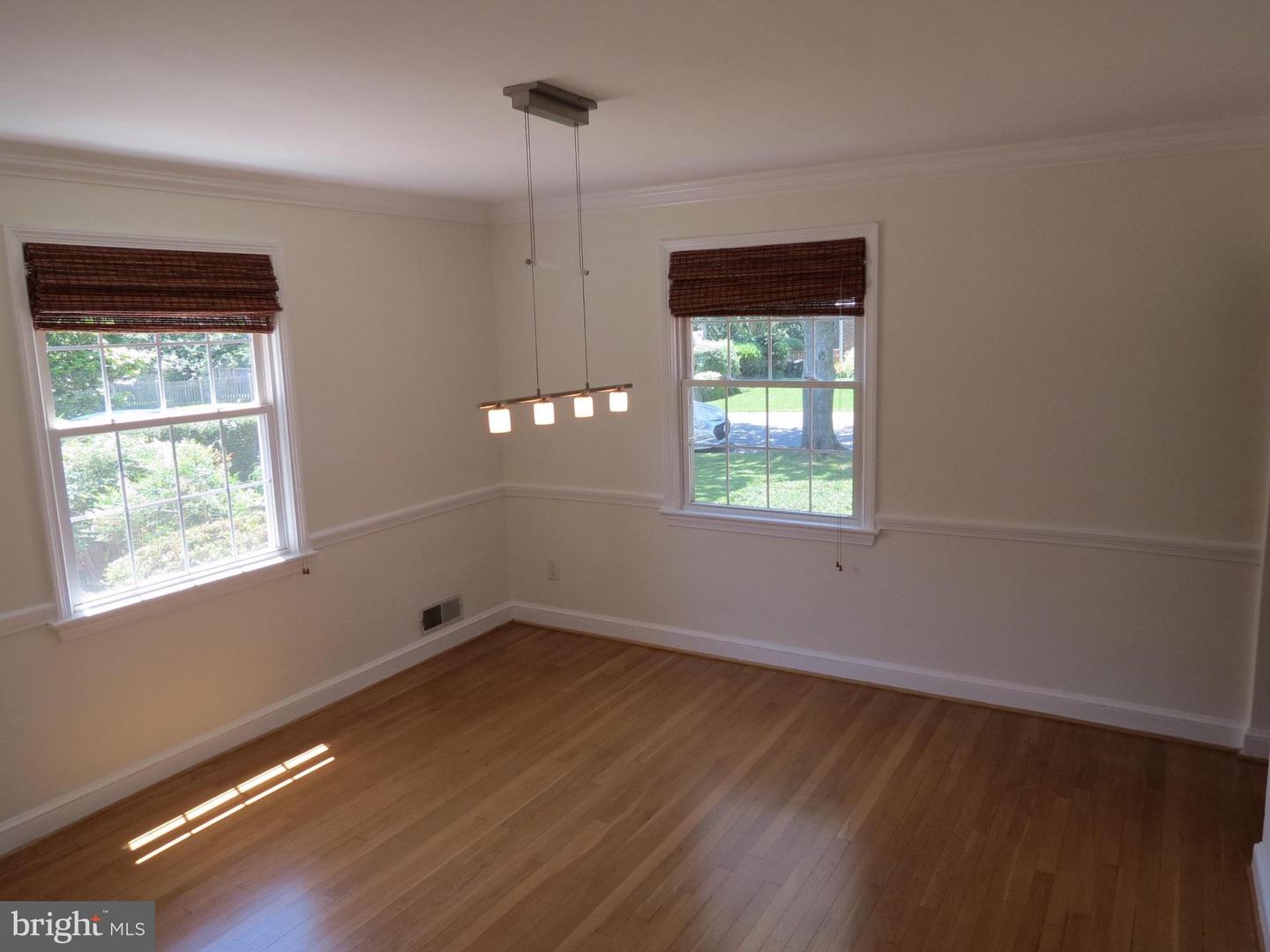 9603 Evergreen St Property Photo 15
