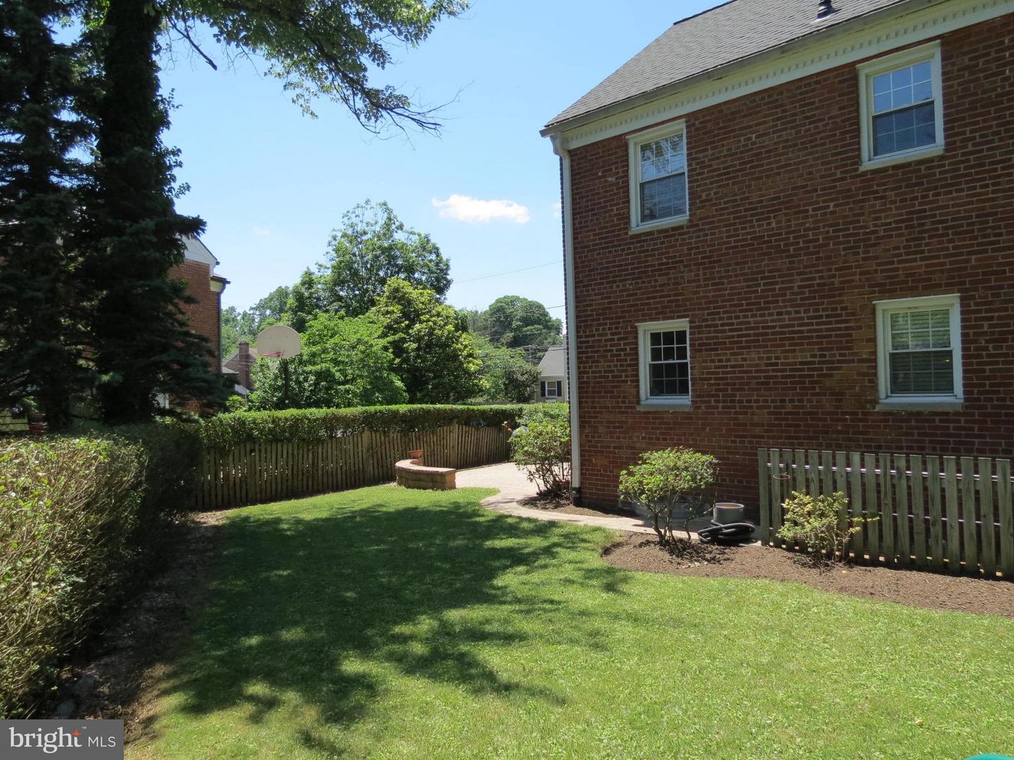 9603 Evergreen St Property Photo 27