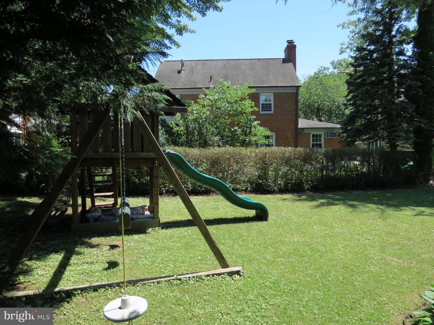 9603 Evergreen St Property Photo 28
