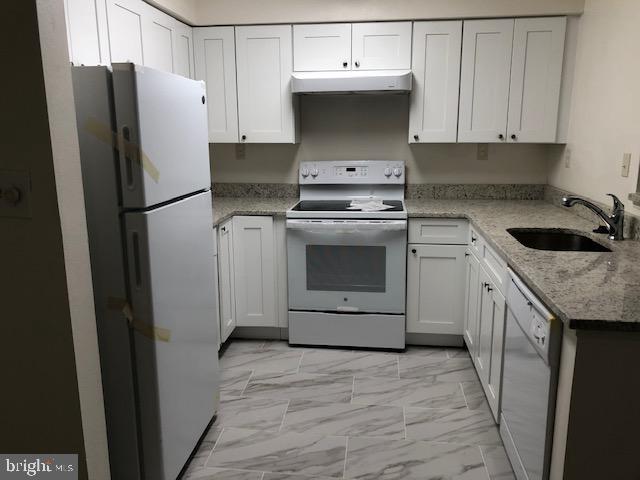 18535 Boysenberry Dr #220 Property Photo 3