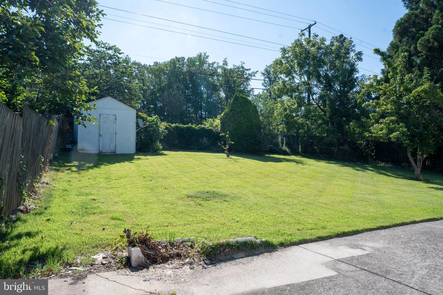 14117 London Ln Property Photo 21