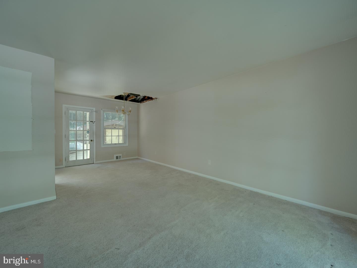 12715 Barbara Rd Property Photo 10