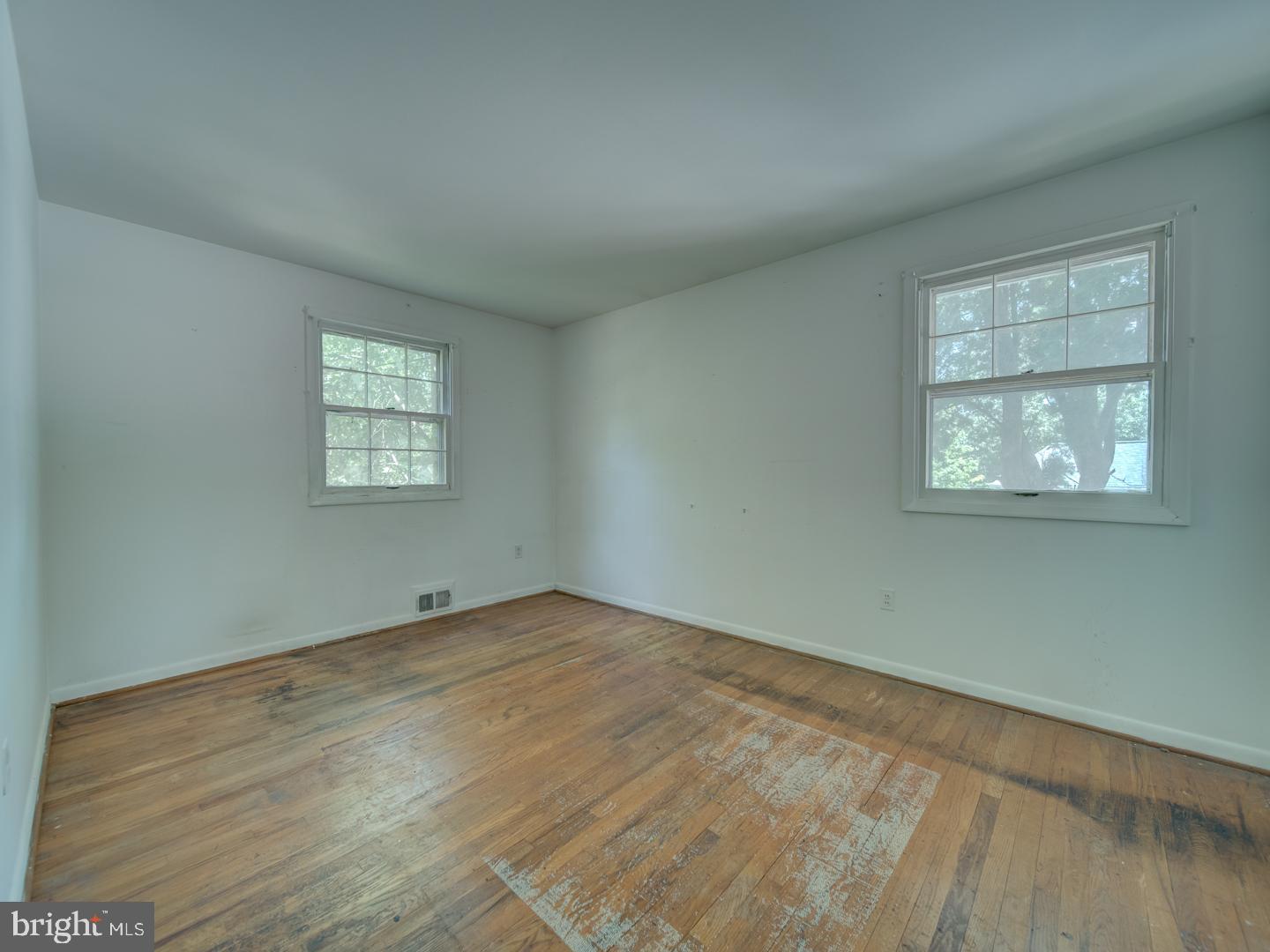 12715 Barbara Rd Property Photo 24