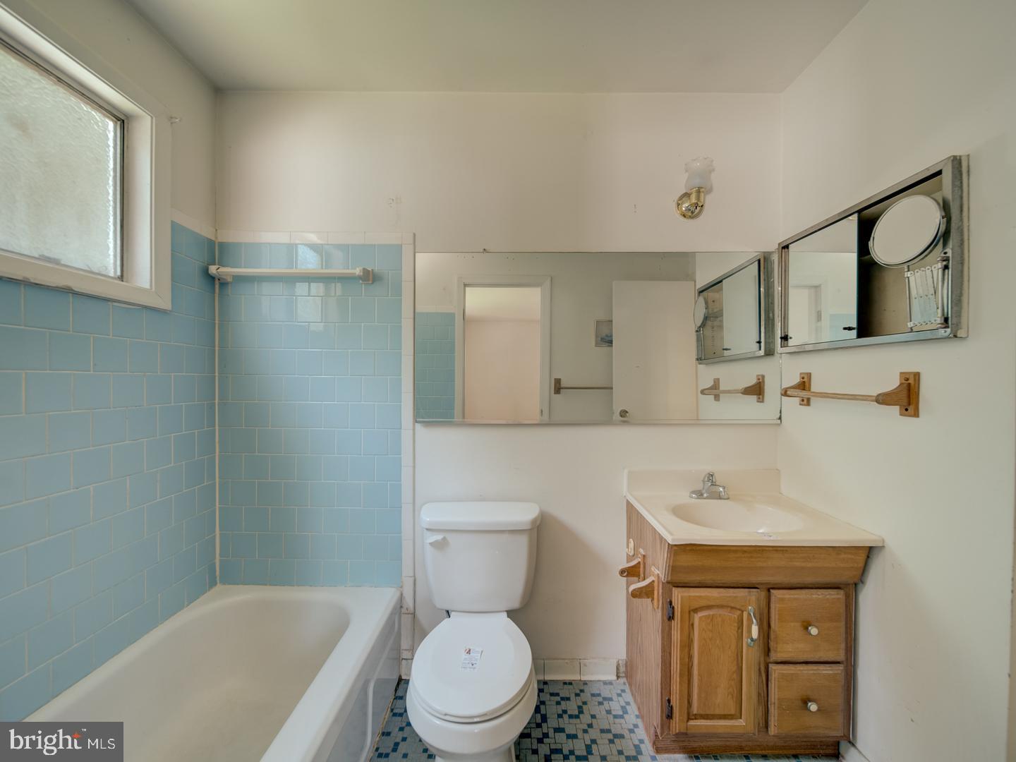 12715 Barbara Rd Property Photo 32