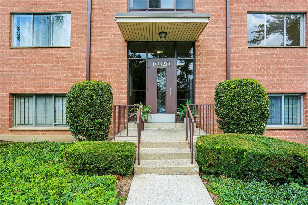 10320 Rockville Pike #201 Property Photo 1