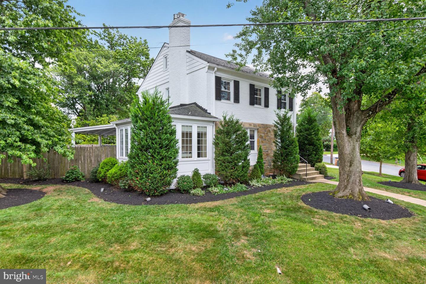 201 EAST INDIAN SPRING DR