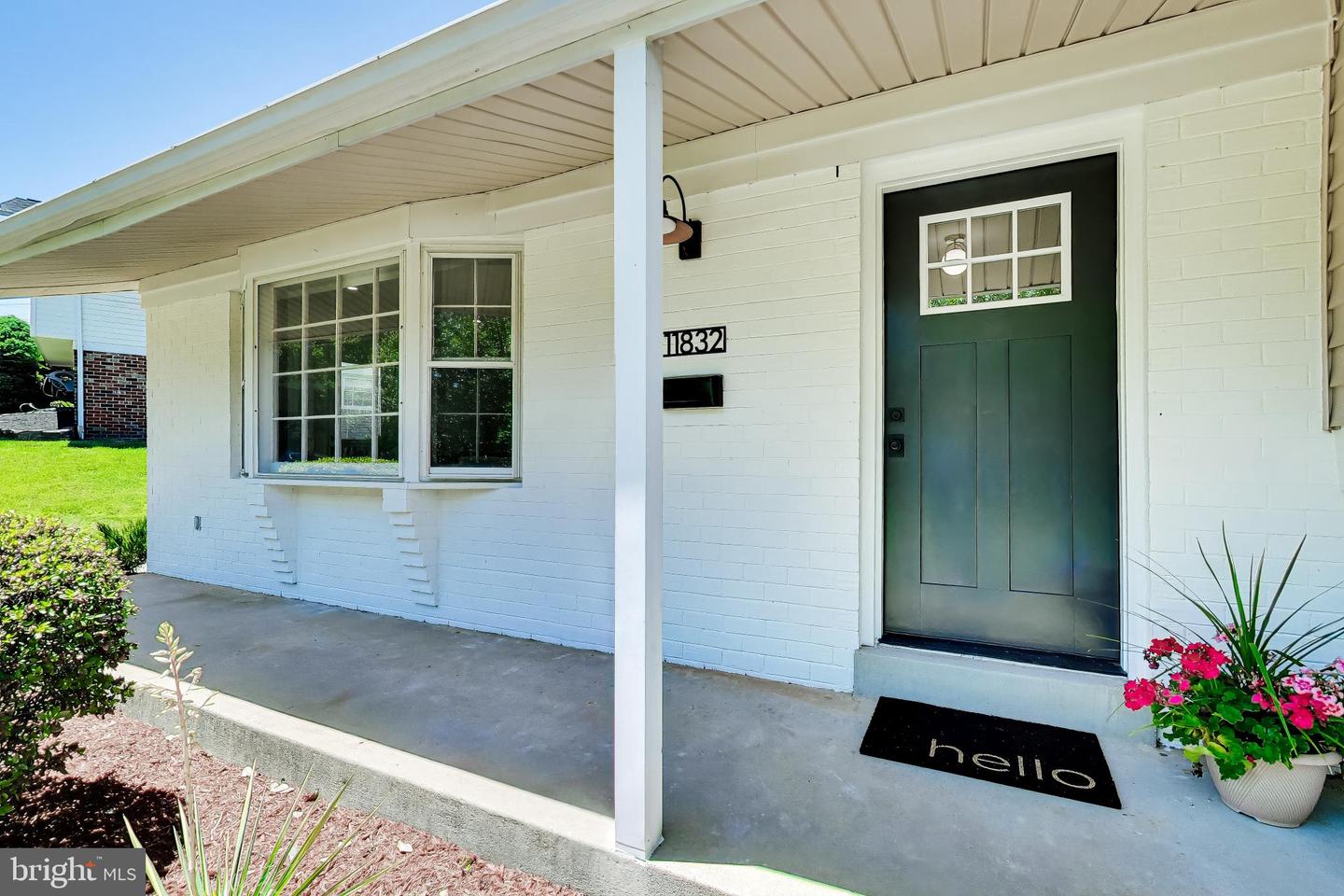 11832 Enid Dr Property Photo 5