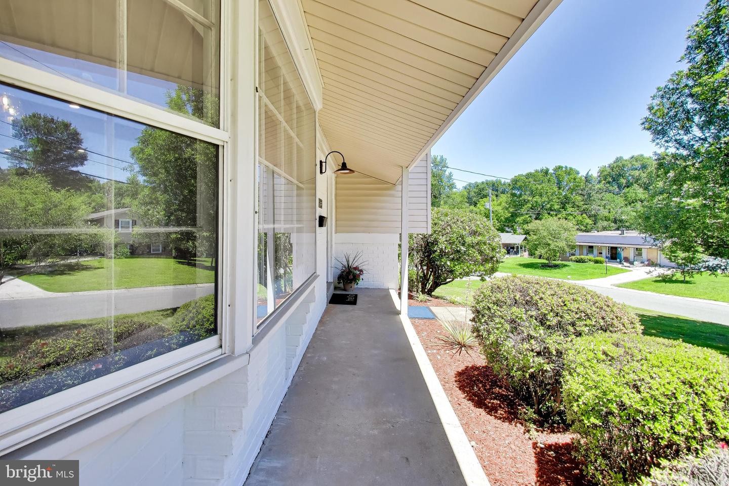 11832 Enid Dr Property Photo 6
