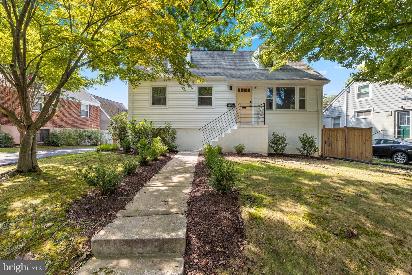 4100 Spruell Dr Property Photo 1