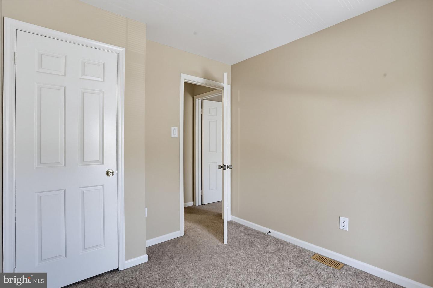 11 Grove Ridge Ct #70 Property Photo 19