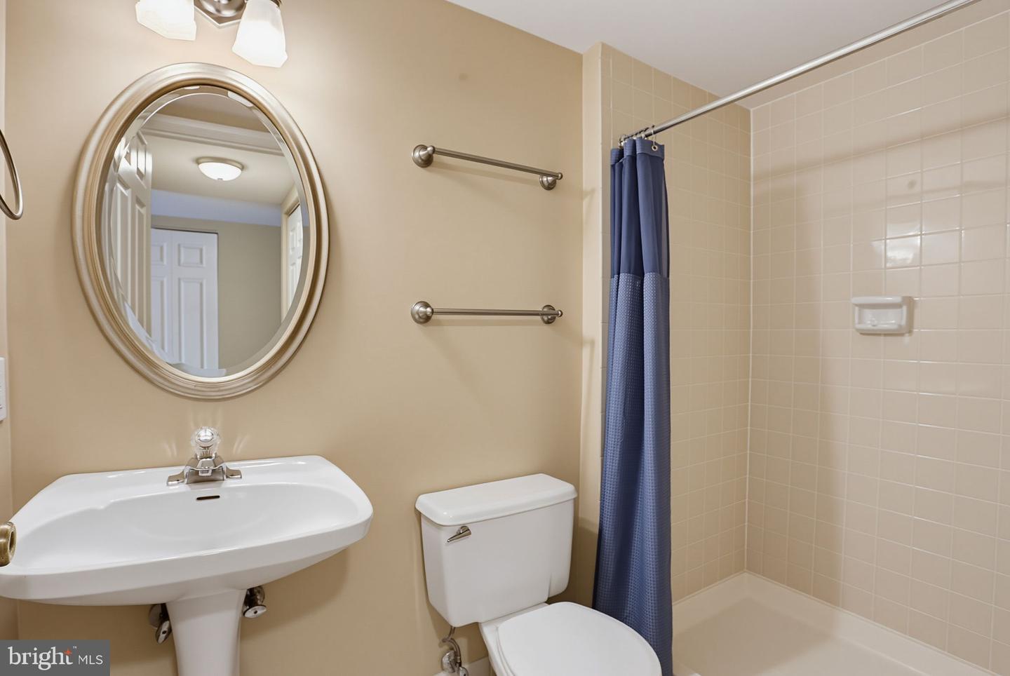 11 Grove Ridge Ct #70 Property Photo 26