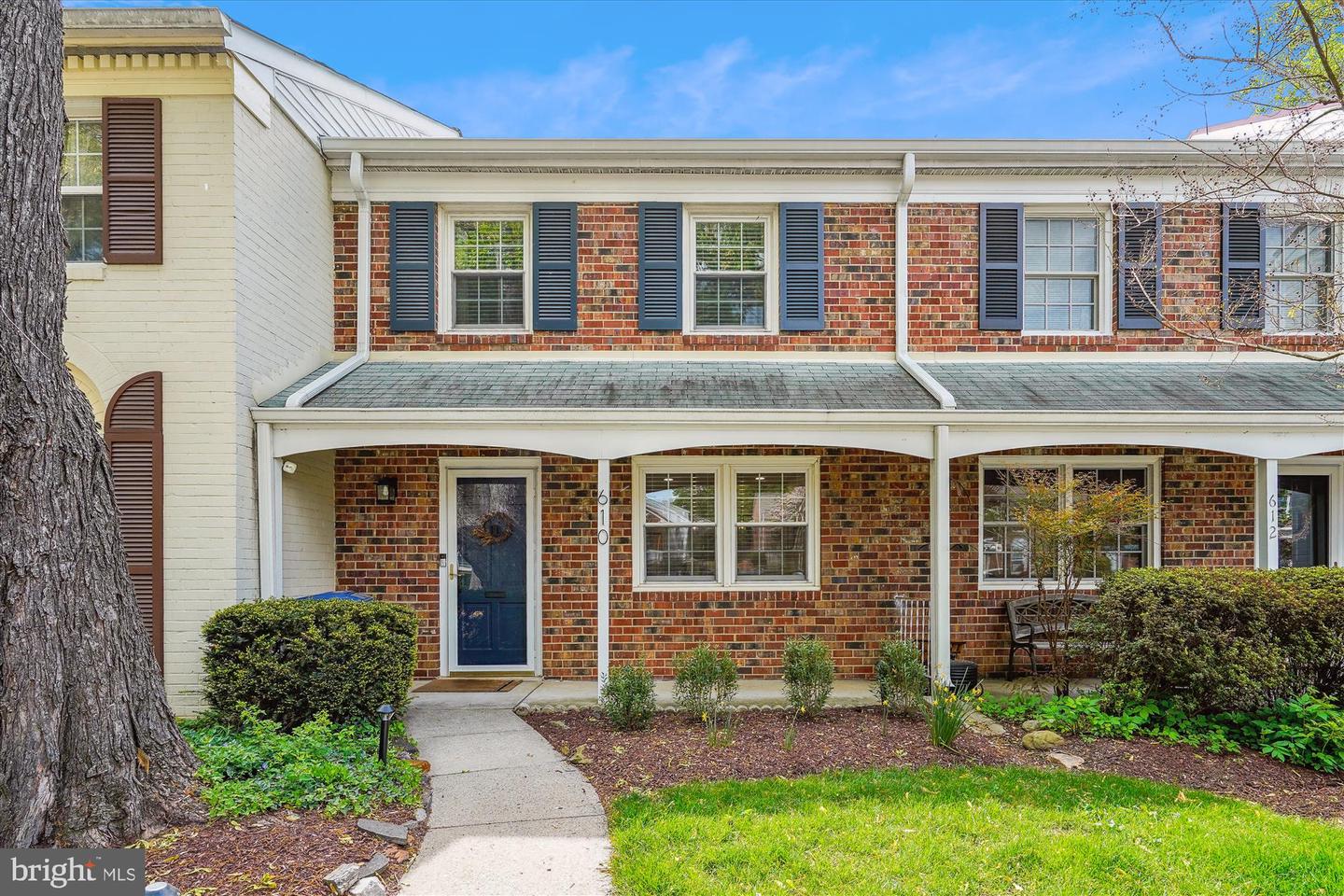 610 Azalea Dr #1 Property Photo 1