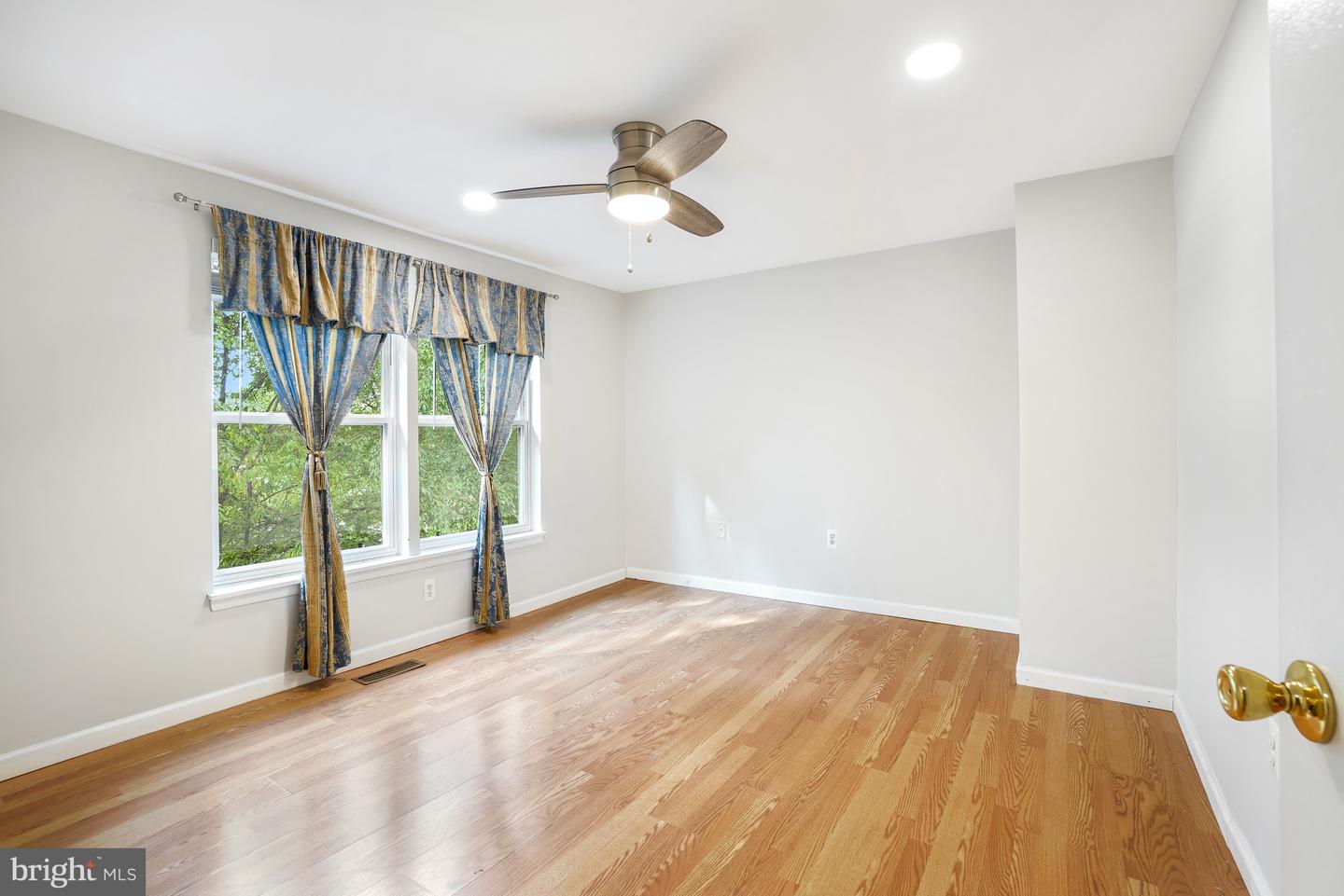 12911-#16-1 Walnut View Court Property Photo 4