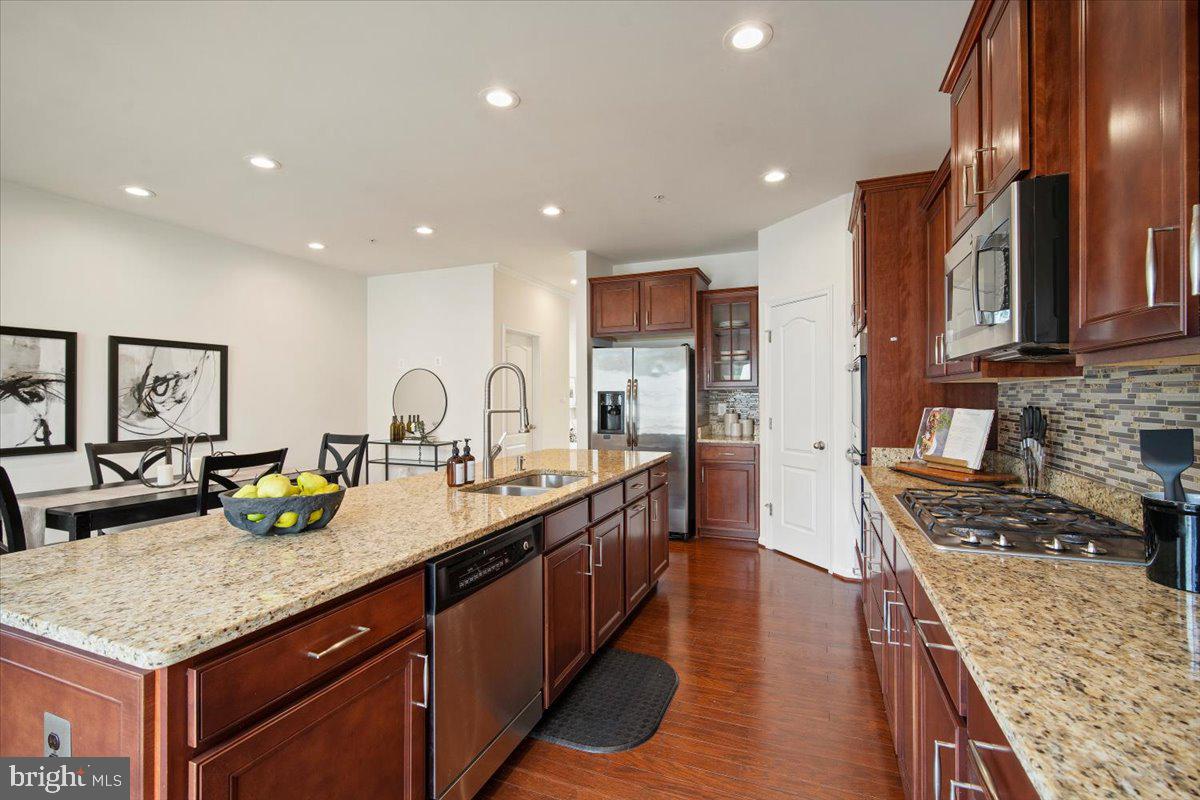 13233 Guilford Run Ln Property Photo 12