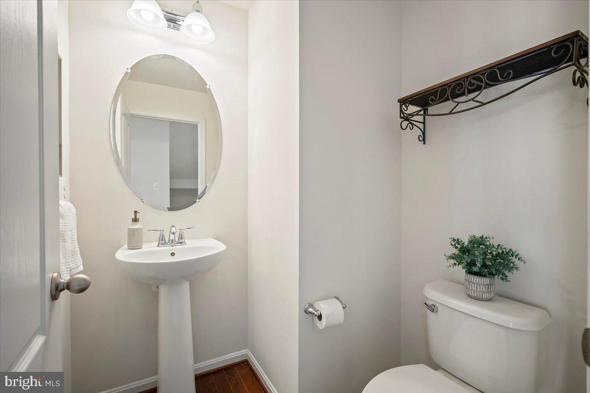 13233 Guilford Run Ln Property Photo 23