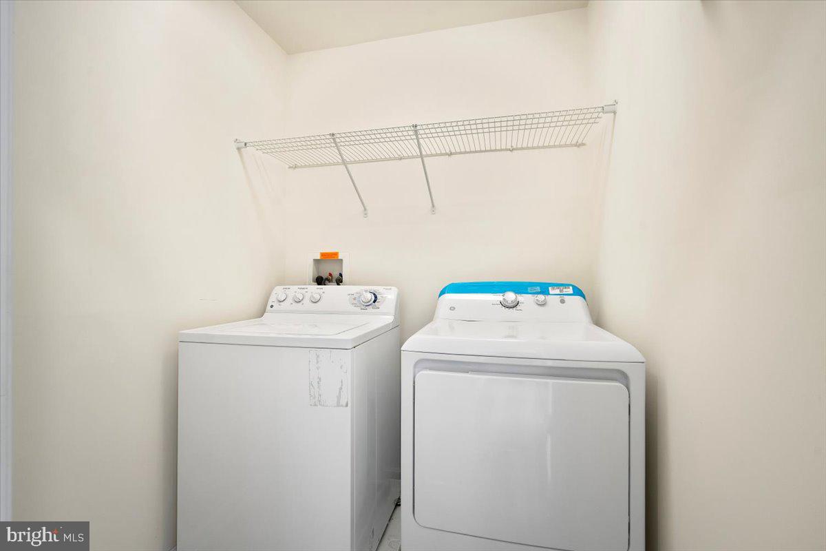 13233 Guilford Run Ln Property Photo 32