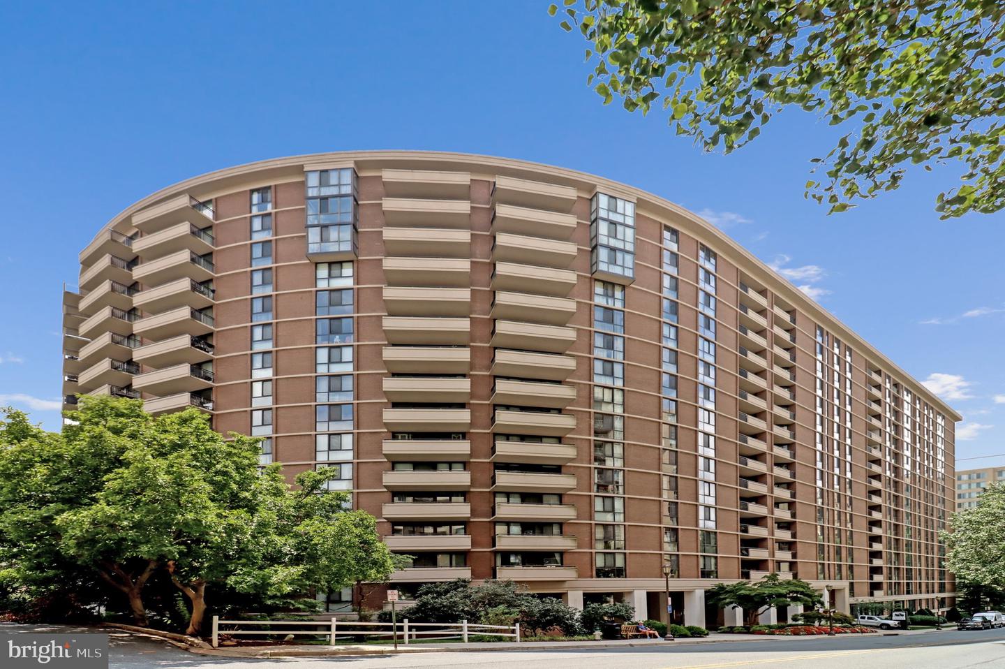 4620 N Park Ave #e-ph-6 Property Photo 4
