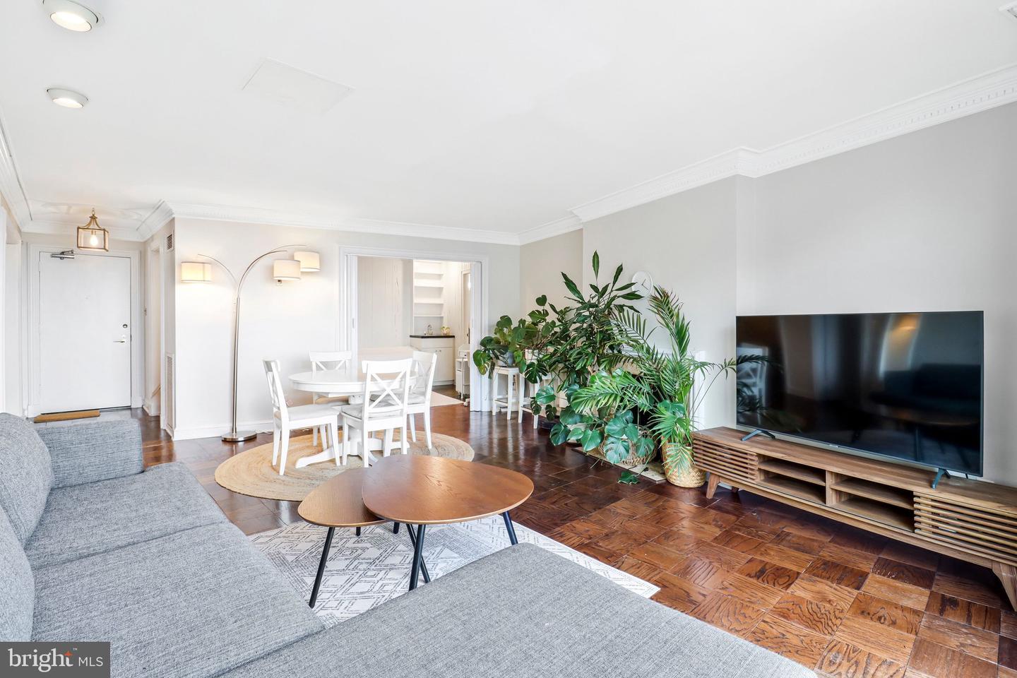 4620 N Park Ave #e-ph-6 Property Photo 23