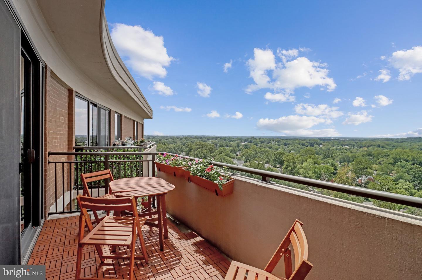 4620 N Park Ave #e-ph-6 Property Photo 27