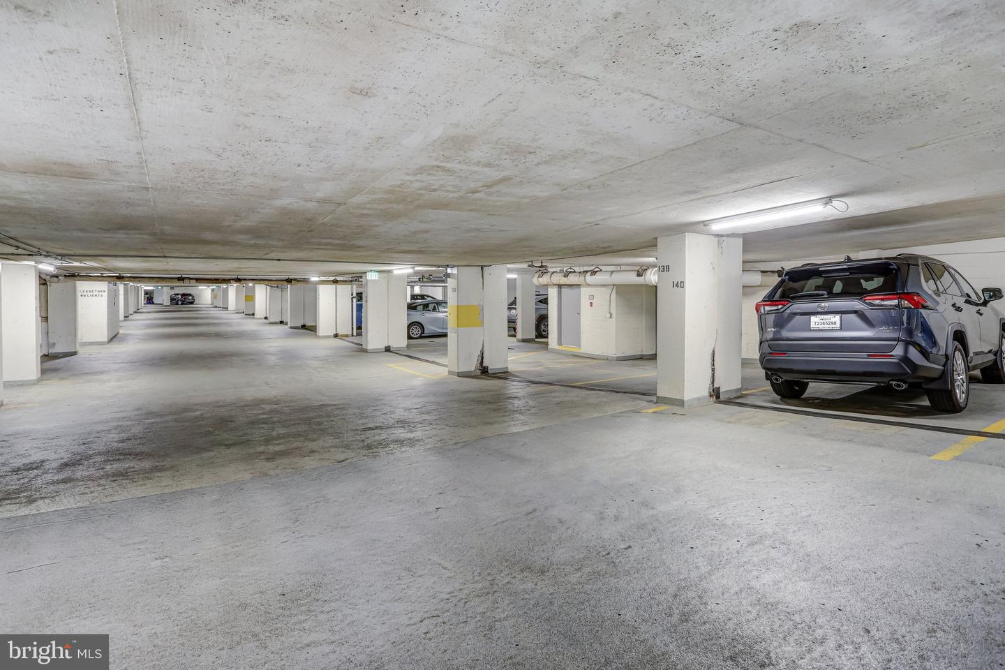 4620 N Park Ave #e-ph-6 Property Photo 37