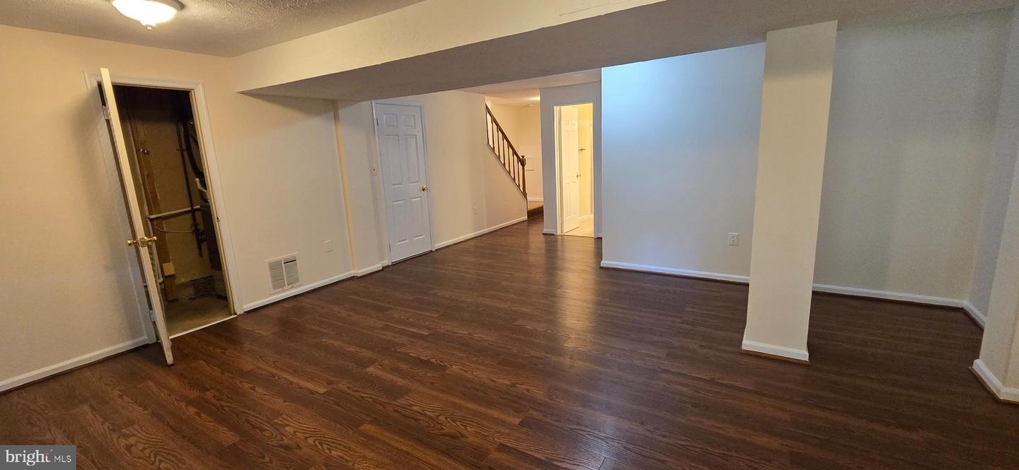 707 Curry Ford Ln Property Photo 20