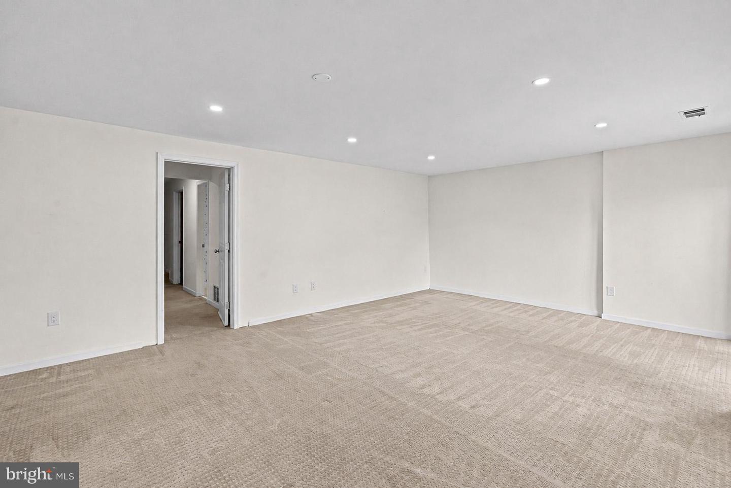 1603 Ingram Ter Property Photo 32