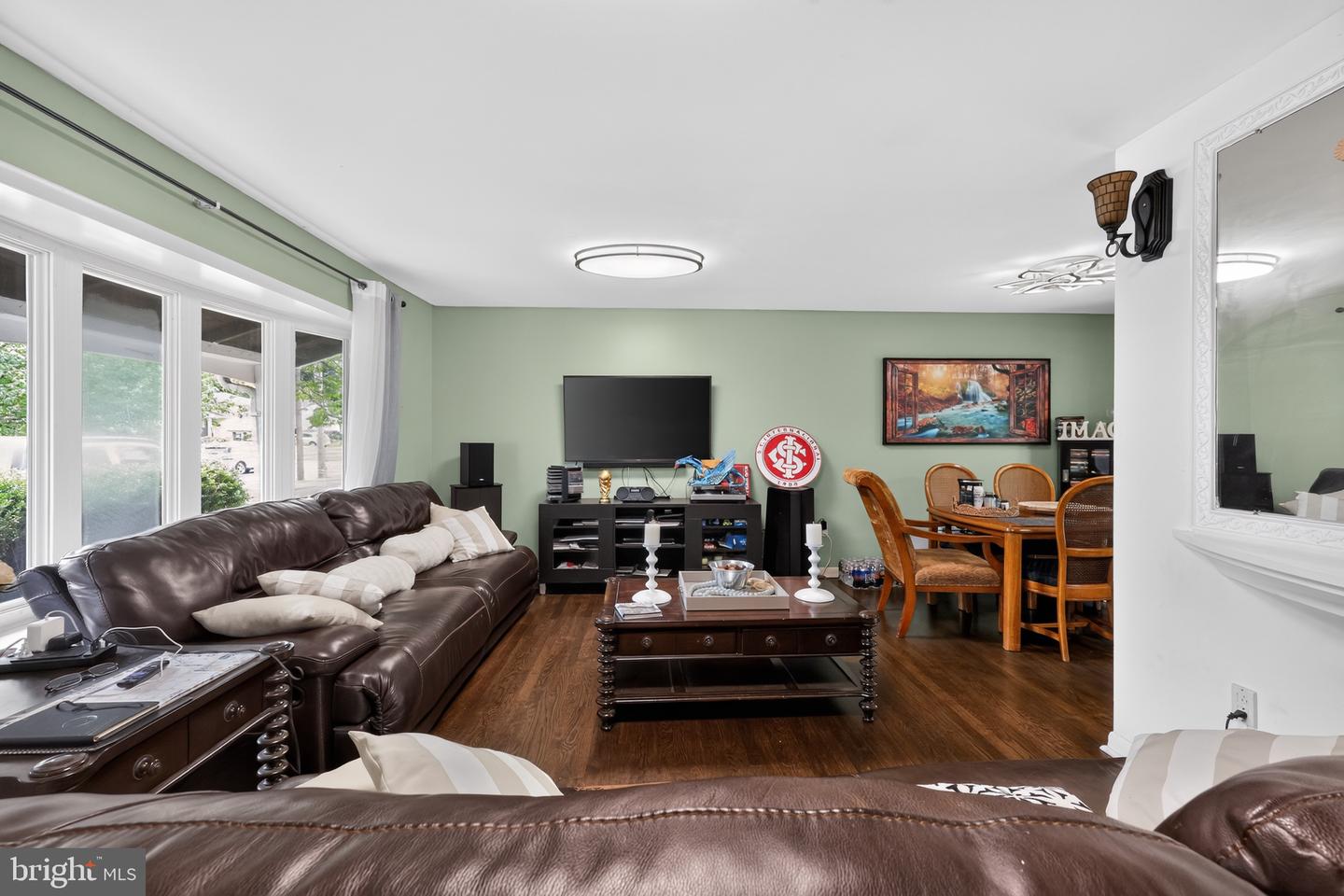 13620 Grenoble Dr Property Photo 6