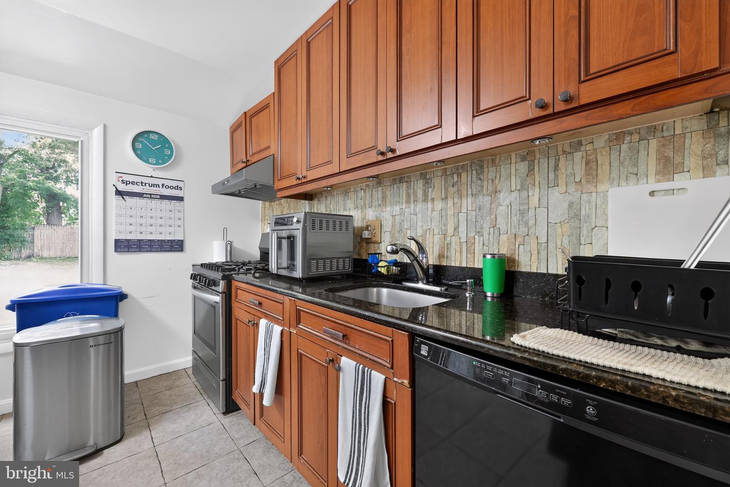 13620 Grenoble Dr Property Photo 8