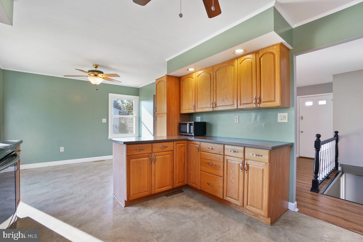 12316 Fountain Dr Property Photo 14