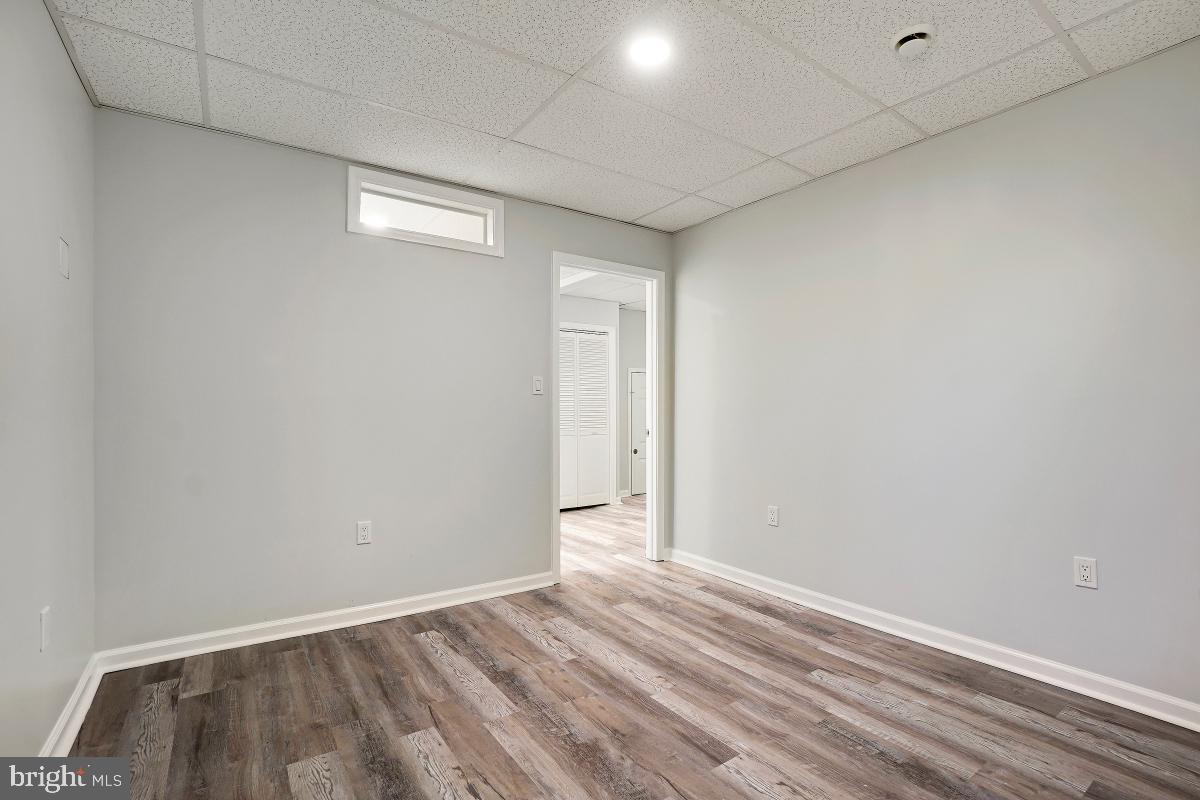 12316 Fountain Dr Property Photo 39
