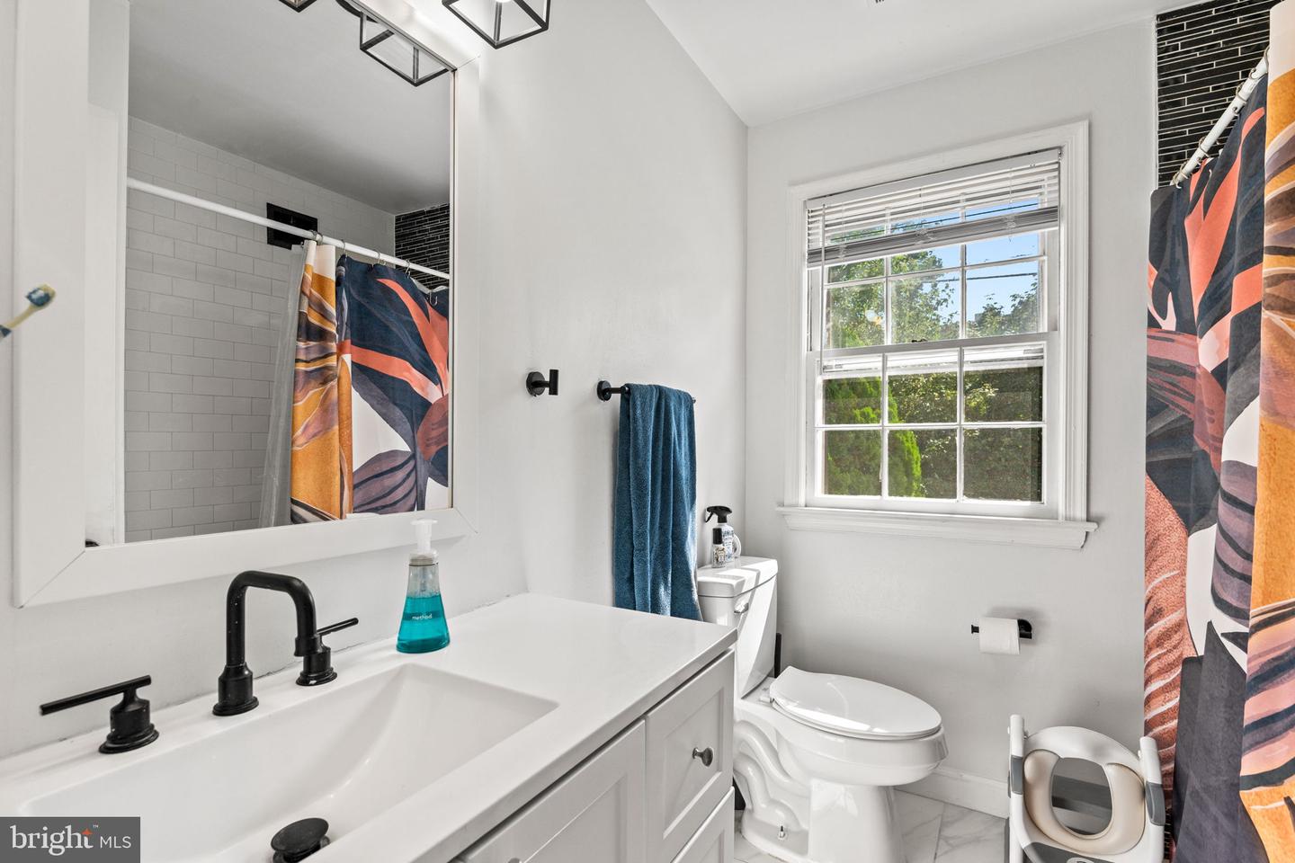 1007 Arcola Ave Property Photo 14