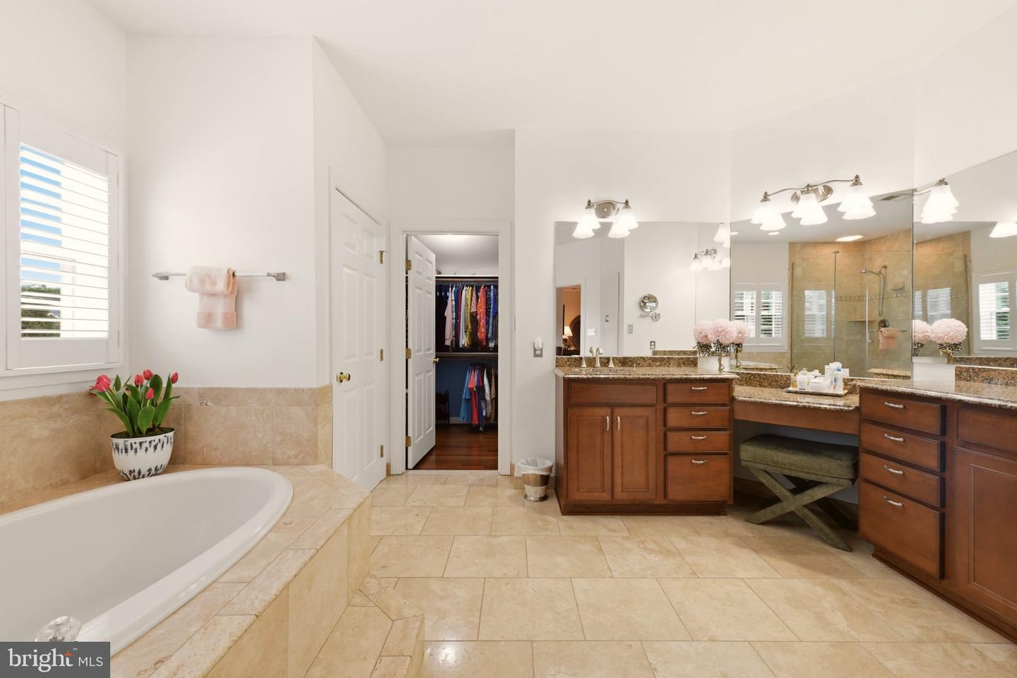 16522 Harbour Town Dr Property Photo 25