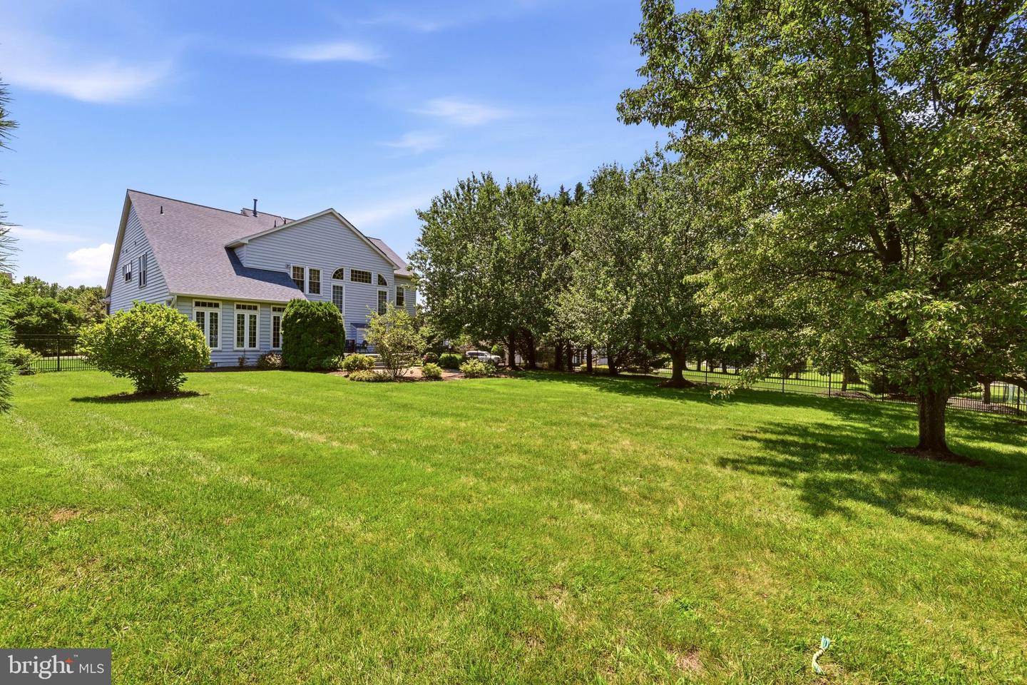 16522 Harbour Town Dr Property Photo 34