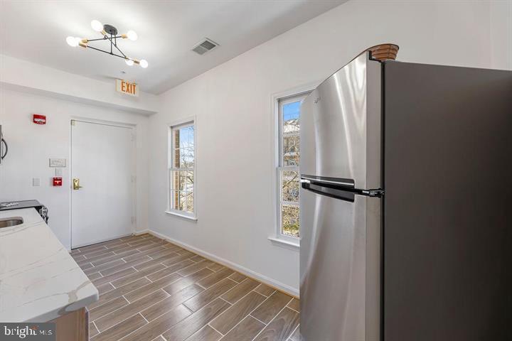 232 Main St #4 Property Photo 5