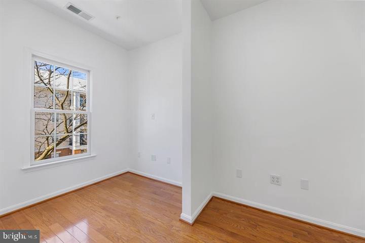 232 Main St #4 Property Photo 6