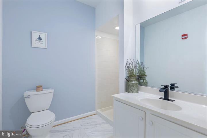 232 Main St #4 Property Photo 11